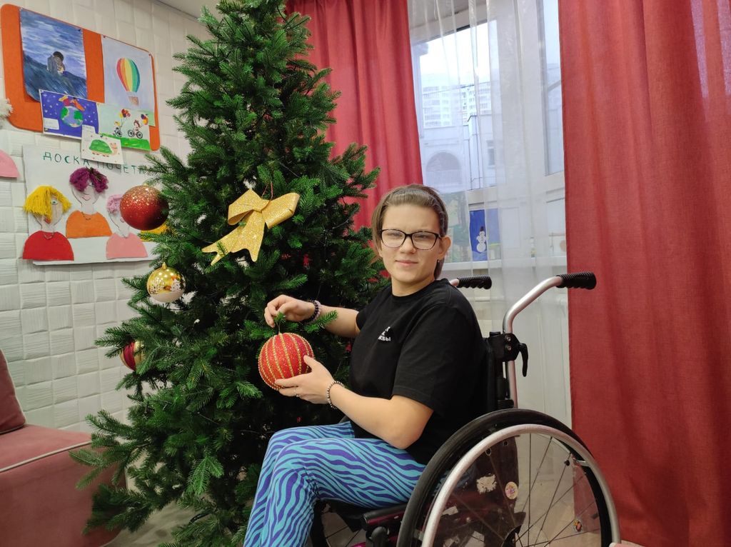 Katya_dec.jpg Katya_dec.jpg