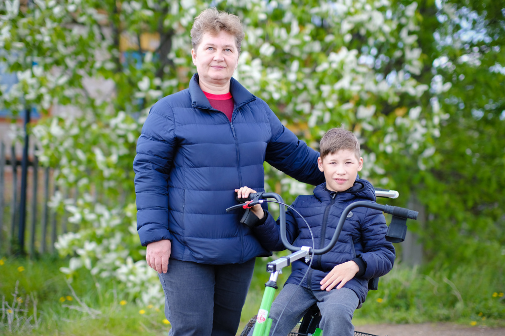 Саша и его мама Света