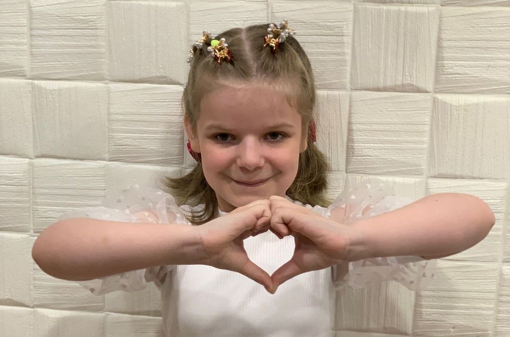 Polina_04.jpg Polina_04.jpg